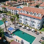 Majestic 3* Ολουντενίζ